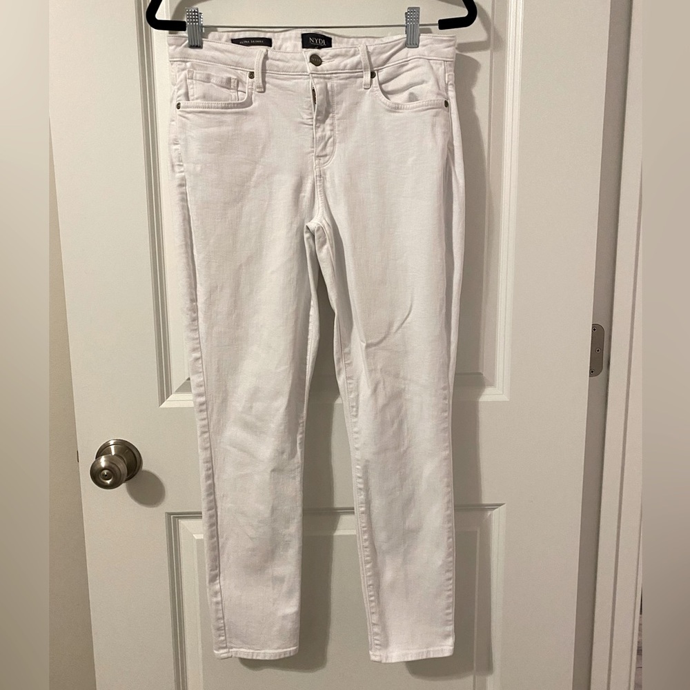 White cropped denim jeans size 6